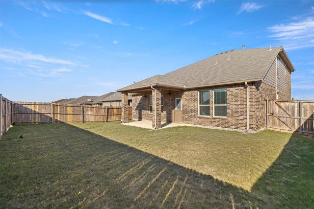 9205 Nickel Creek Drive, Fort Worth, TX 76131