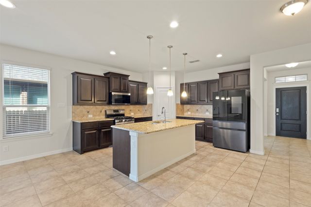 9205 Nickel Creek Drive, Fort Worth, TX 76131