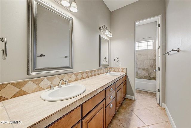 5220 N 180TH Lane, Litchfield Park, AZ 85340