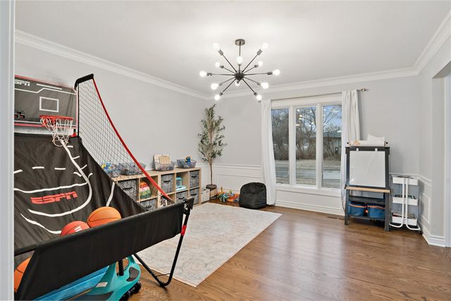 1305 20th Street, West Des Moines, IA 50265