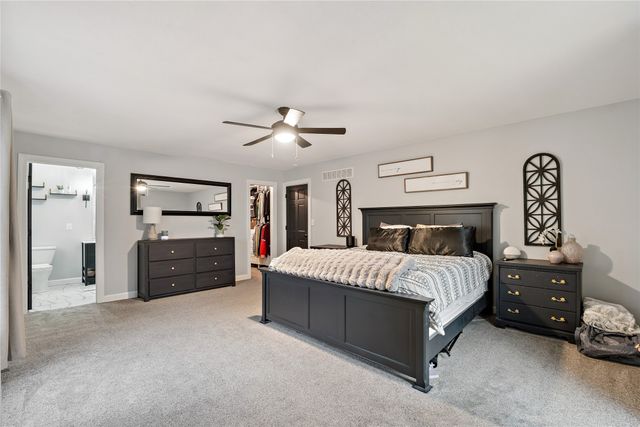 1305 20th Street, West Des Moines, IA 50265