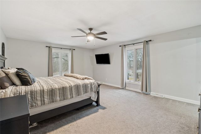 1305 20th Street, West Des Moines, IA 50265