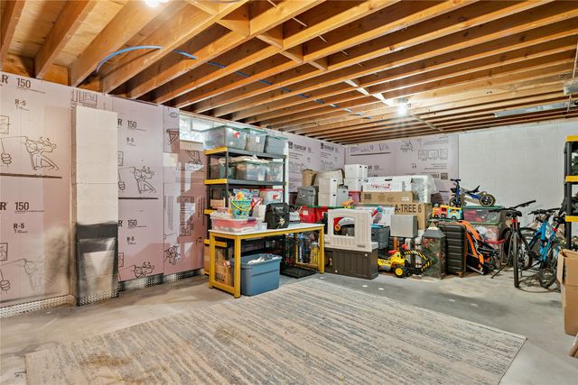 1305 20th Street, West Des Moines, IA 50265