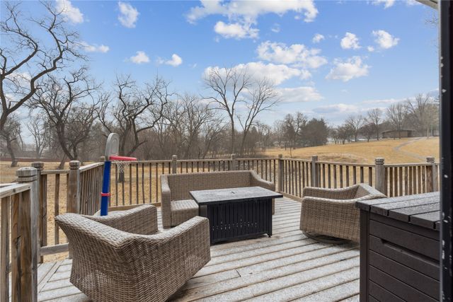 1305 20th Street, West Des Moines, IA 50265