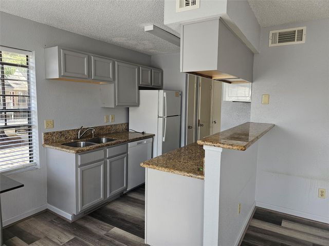 2750 Holly Hall Street 702, Houston, TX 77054