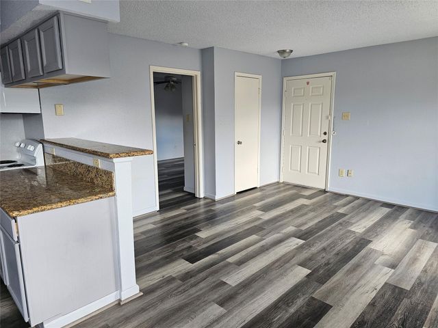 2750 Holly Hall Street 702, Houston, TX 77054