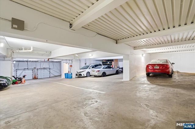 1906 Paterson Plank Road 2E, North Bergen, NJ 07047