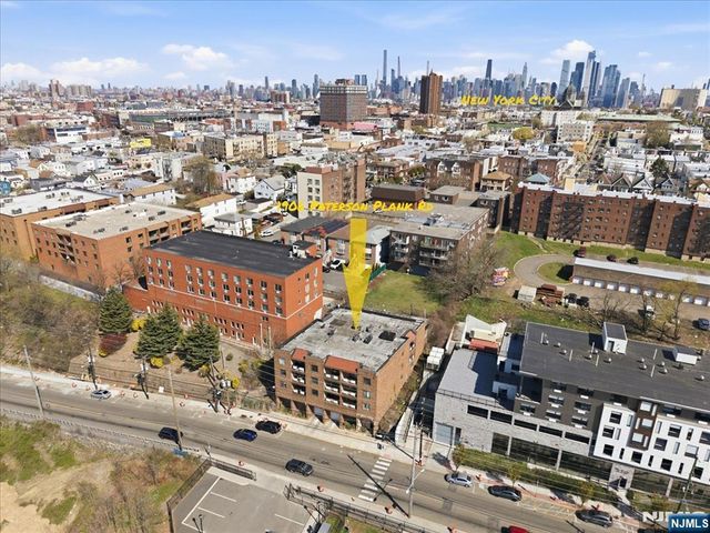 1906 Paterson Plank Road 2E, North Bergen, NJ 07047