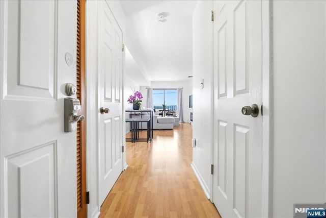 1906 Paterson Plank Road 2E, North Bergen, NJ 07047