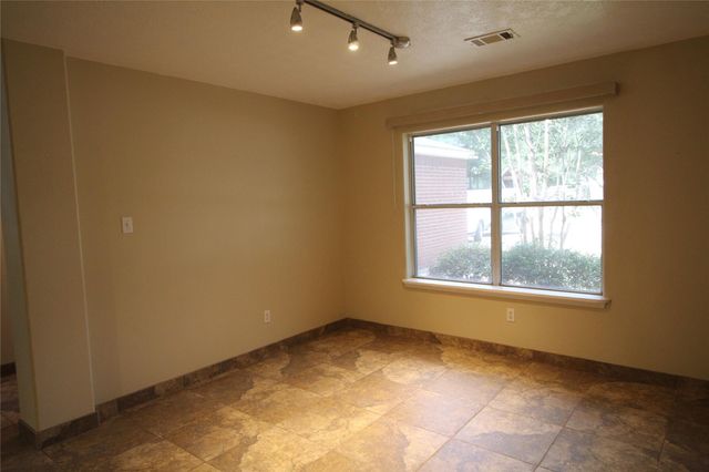 16405 Sun View Lane, Conroe, TX 77302