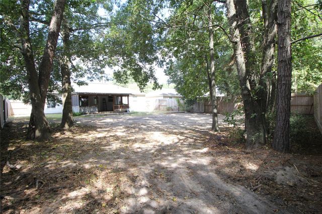 16405 Sun View Lane, Conroe, TX 77302