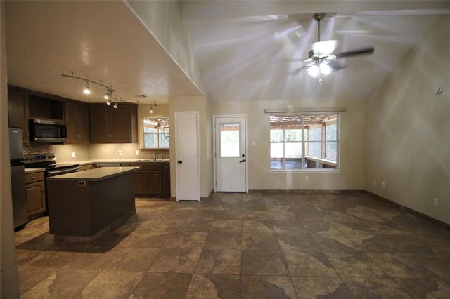 16405 Sun View Lane, Conroe, TX 77302