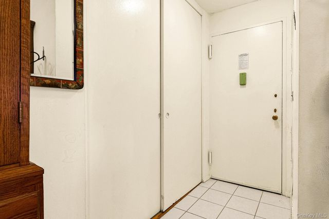 70-25 Yellowstone Blvd Yellowstone Boulevard 4D, Forest Hills, NY 11375