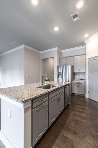 8768 Snowy Owl Road, Ooltewah, TN 37363