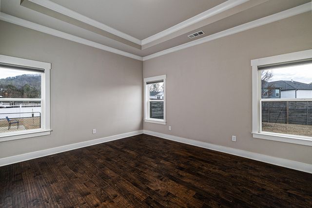 8768 Snowy Owl Road, Ooltewah, TN 37363