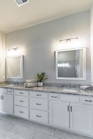 8768 Snowy Owl Road, Ooltewah, TN 37363