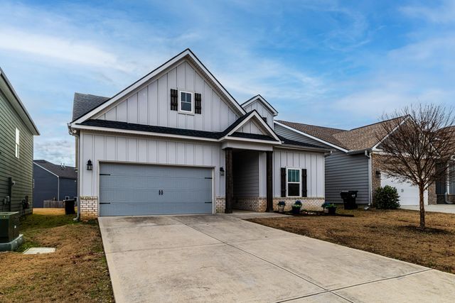 8768 Snowy Owl Road, Ooltewah, TN 37363