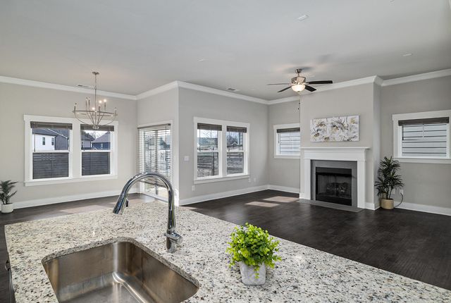 8768 Snowy Owl Road, Ooltewah, TN 37363