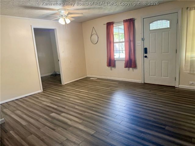3124 31st Street, Nitro, WV 25143