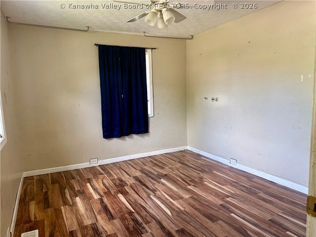 3124 31st Street, Nitro, WV 25143
