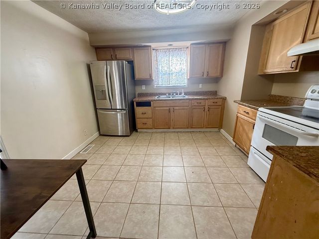 3124 31st Street, Nitro, WV 25143