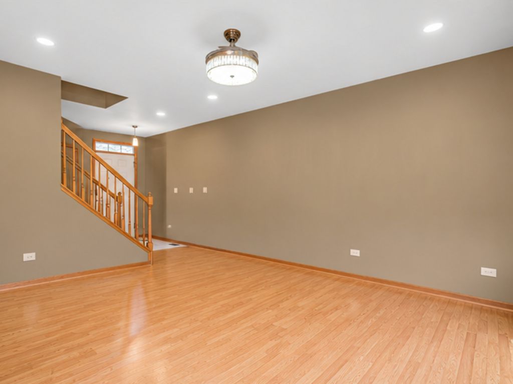16612 Knottingwood Avenue, Oak Forest, IL 60452 — photo 2