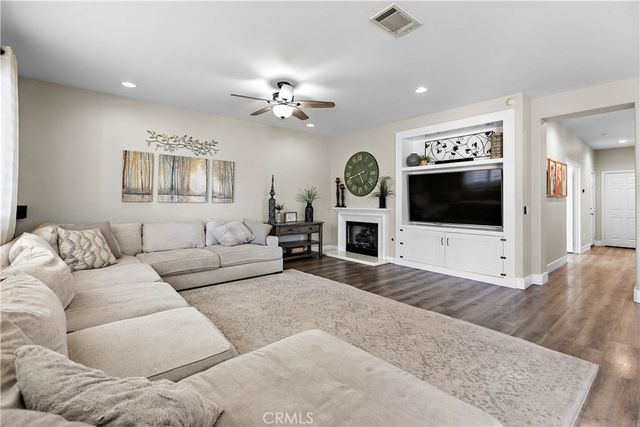 18019 Tanzanite, San Bernardino, CA 92407