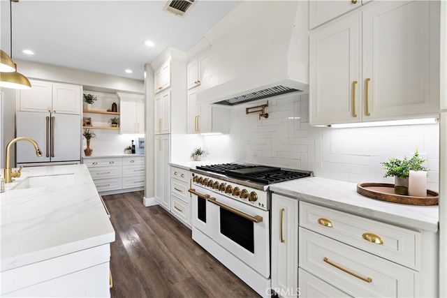 18019 Tanzanite, San Bernardino, CA 92407