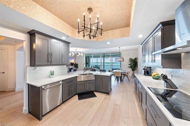 2104 W First ST # 1402, Fort Myers, FL 33901