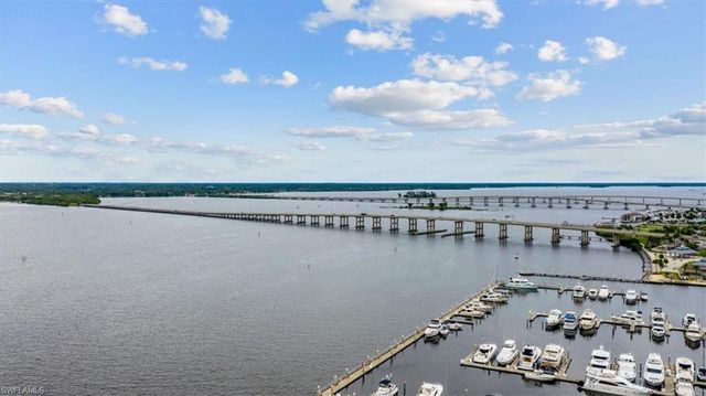 2104 W First ST # 1402, Fort Myers, FL 33901