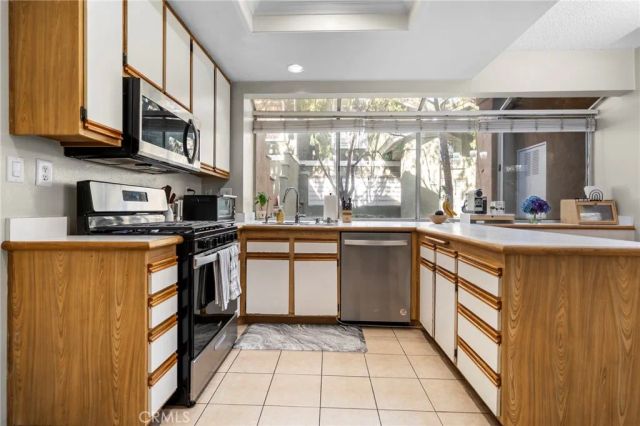 13220 Royalcrest Court 183, La Mirada, CA 90638