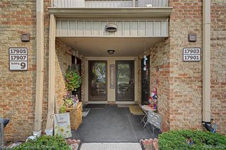 17905 University Park Drive 99, Livonia, MI 48152