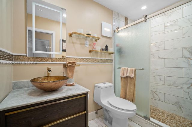 12330 SW 39th Ter, Miami, FL 33175