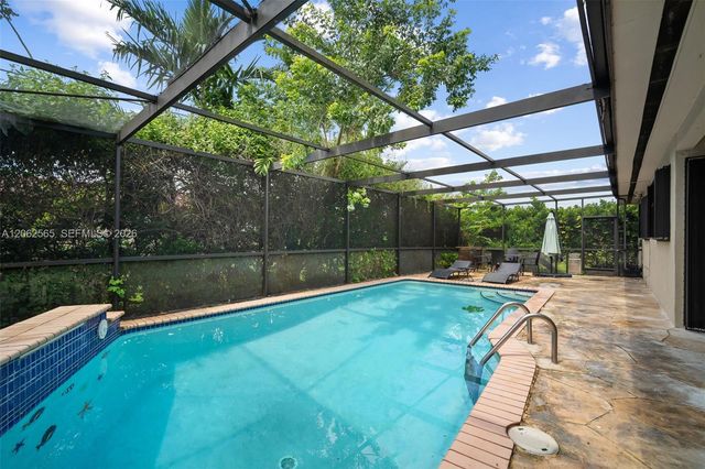 12330 SW 39th Ter, Miami, FL 33175