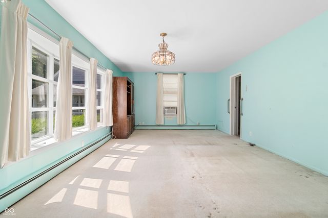 210 S West Street, Pendleton, IN 46064