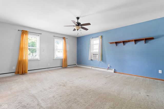 210 S West Street, Pendleton, IN 46064