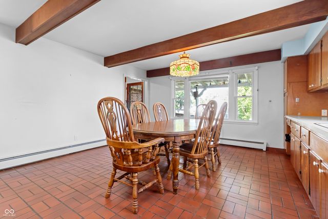 210 S West Street, Pendleton, IN 46064