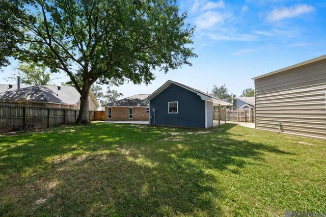 1503 Weeping Willow Dr, Denham Springs, LA 70726