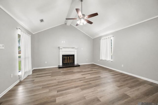 1503 Weeping Willow Dr, Denham Springs, LA 70726