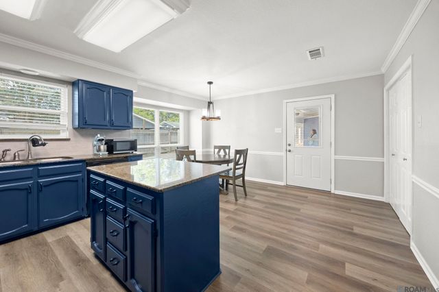 1503 Weeping Willow Dr, Denham Springs, LA 70726
