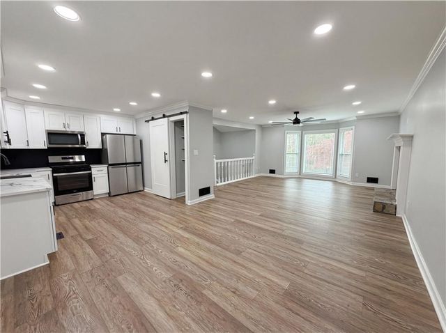 111 David Court, Hiram, GA 30141