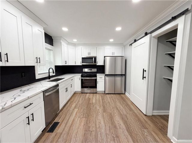 111 David Court, Hiram, GA 30141