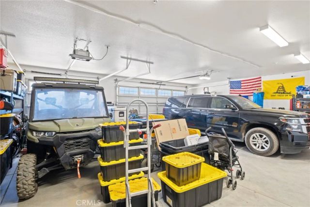 10530 Mills Road, Apple Valley, CA 92308