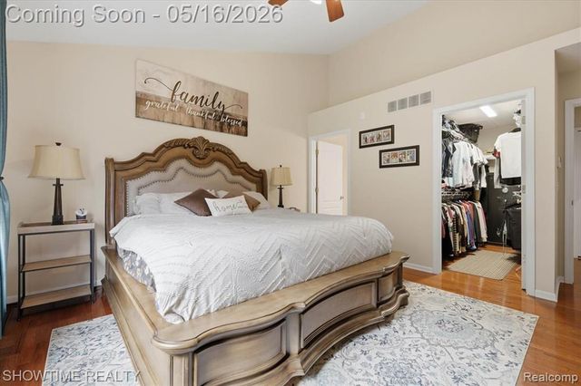 1311 Waverly Drive, White Lake, MI 48386
