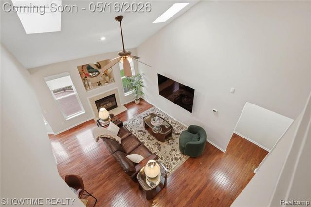 1311 Waverly Drive, White Lake, MI 48386