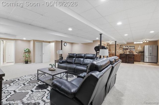 1311 Waverly Drive, White Lake, MI 48386