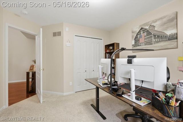 1311 Waverly Drive, White Lake, MI 48386