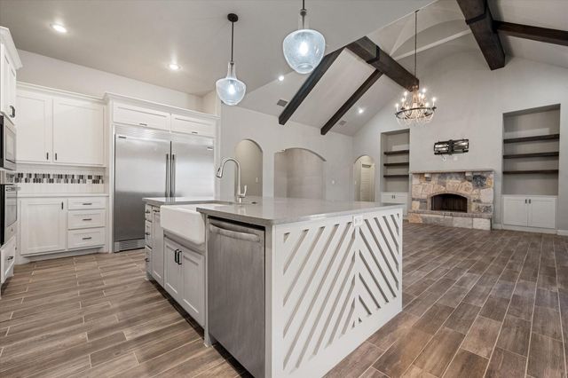 717 N 7th Street, Wolfforth, TX 79382