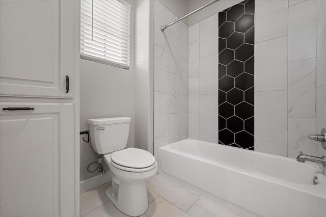 717 N 7th Street, Wolfforth, TX 79382