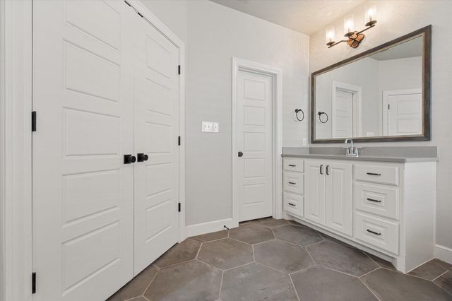 717 N 7th Street, Wolfforth, TX 79382